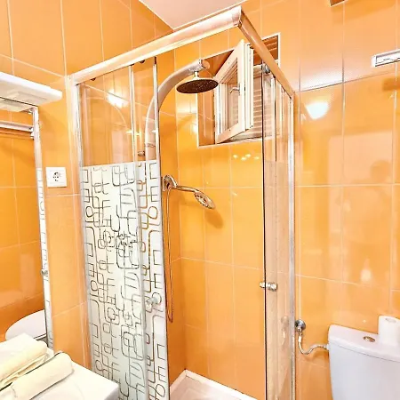 Lelle Udvar 2 Ac Free Parking Daire Balatonlelle